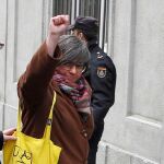 La exdiputada de la CUP Mireia Boya a su llegada esta mañana a la sede del Tribunal Supremo