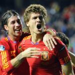 España gana con la cabeza
