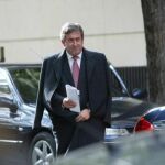 El Fiscal Jefe investiga desde Colombia la relación ETA-FARC