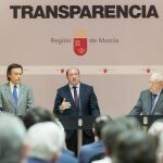 El presidente del Gobierno de la Región asegura que, en el caso de que se demuestre que miente, «nadie tendrá que enseñarle el camino»