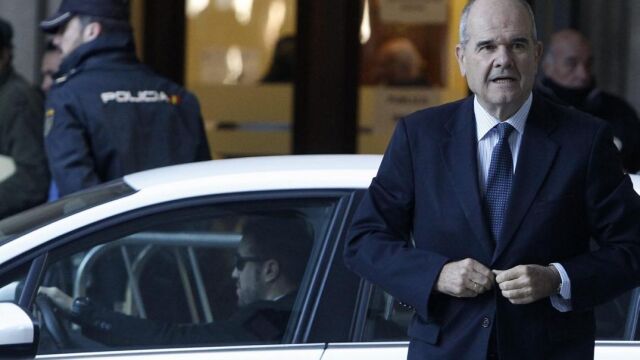 Sobre Manuel Chaves pesa una petición de pena de una década de inhabilitación por parte de la Fiscalía por un presunto delito de prevaricación