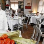 Pepa Muñoz, en el comedor de su local