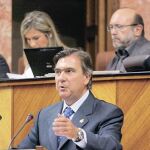 El PSOE se lanza a por Arenas tras el escándalo que salpica a Chaves