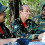 Fotografía presentada por el embajador colombiano ante la OEA que muestra a Isa Conde, «testaferro» de Chávez, junto a dos narcoterroristas