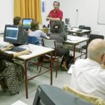 «Tengo 35 años una hija y no encuentro trabajo»