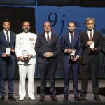 El jefe del Ejecutivo murciano, Pedro Antonio Sánchez, con los premiados con la Medalla de Oro de la Región, ayer
