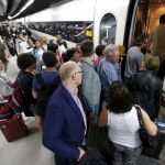 El tráfico ferroviario estuvo paralizado desde las 6.58 hasta las 10.15 horas