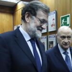 Mariano Rajoy y Jorge Fernández Díaz hoy, juntos, en la sede de LA RAZÓN