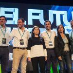 Sáenz de Santamaría posa con los participantes del Foro "La España que queremos: Reformas de Nueva Generación".