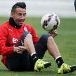 Mauricio Isla con Chile.