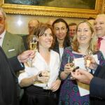 Sáenz de Santamaría celebró ayer su cumpleaños en el Congreso