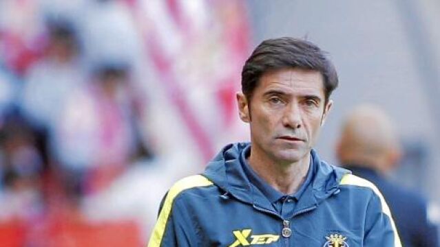 El entrenador del Rayo Vallecano, Paco Jémez, durante el partido frente al Levante.