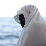 Uno de los inmigrantes a bordo del Aquarius