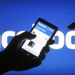 Facebook apuesta por la información on-line