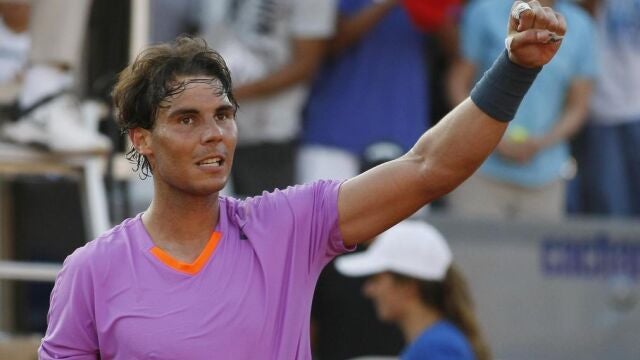 Nadal va a más y se mete en semifinales en Chile