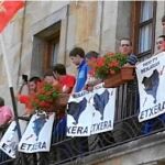 Bildu también colocó la ikurriña en las fiestas de Echarri Aranaz