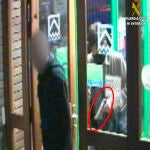 Detenido un atracador cuando iba a secuestrar al director de un banco