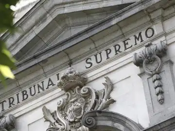 Fachada del Tribunal Supremo en Madrid Fachada del Tribunal Supremo en Madrid