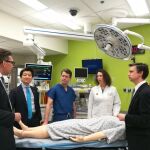 Algunos de los doctores que han llevado a cabo el trasplante de plene en la Facultad de Medicina de la Universidad Johns Hopkins