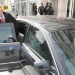 Mi vida sin cohce oficial: los apuros de los ex altos cargos