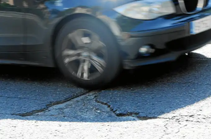 ¿Puedes reclamar una indemnización si te ha reventado una rueda por culpa de un bache en la carretera? ¿Puedes reclamar una indemnización si te ha reventado una rueda por culpa de un bache en la carretera?