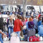 Trescientos autobuses partieorn ayer desde Valencia hacia distintos destinos europeos para llevar a los jóvenes de vuelta a sus hogares