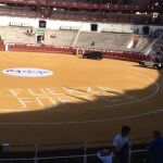 Mensaje de apoyo a Jiménez Fortes en el coso de la Malagueta
