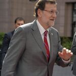 El presidente del Gobierno español, Mariano Rajoy, llega a la cumbre extraordinaria sobre la inmigración irregular celebrada en Bruselas