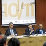El vicepresidente primero del Consell, Vicente Rambla, ayer durante la presentación del Cuaderno de Tendencias del Hábitat