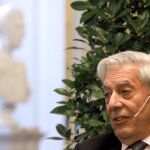 Vargas Llosa: «No me voy a dejar enterrar por el Nobel»