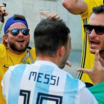 Aficionados de Brasil y Argentina ajenos al sufrimiento que viven sus respectivas selecciones en el Mundial de Rusia