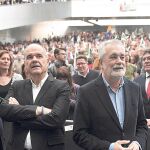 Los ex presidentes de la Junta Manuel Chaves y José Antonio Griñán