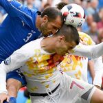 Chiellini, el autor del primer gol italiano, hizo la vida imposible a Morata