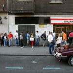74.028 parados menos en julio