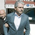El contable de la trama declaró en Madrid, por un exhorto del juez Flors, y exculpó a Camps y Costa