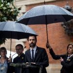 Torrent, durante el acto homenaje del Parlament a las víctimas y represaliados durante la dictadura franquista
