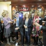 Un almuerzo dio ayer el pistoletazo de salida al encuentro de los populares madrileños