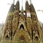 La Sagrada Familia fue el proyecto último de Antoni Gaudí, donde quiso plasmar toda su devoción cristiana y amor por la Iglesia