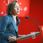 Tura aceptó ayer «el honor» de ir de número 2 de las listas del PSC tras una larga conversación con Montilla