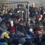 Un grupos de inmigrantes llega a Croacia procedente de Serbia.