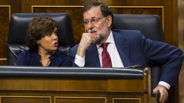Mariano Rajoy y Soraya Sáenz de Santamaría en el Congreso.