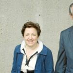 Sobre estas líneas, la alcaldesa de Zamora, Rosa Valdeón. A la derecha, Francisco Javier Álvarez Guisasola y Pilar Farjas, consejeros de Sanidad de Castilla y León y Galicia, respectivamente, a su llegada al Congreso