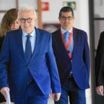 El consejero José Sánchez Maldonado, a su llegada a la comisión parlamentaria sobre los cursos de formación de la Junta