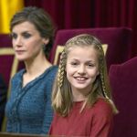 La Princesa Leonor, ayer, en las Cortes junto a Doña Letizia
