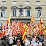 Centenares de trabajadores públicos protestaron ante la Generalitat el pasado 1 de junio