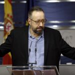 El portavoz titular Juan Carlos Girauta (Ciudadanos), durante la rueda de prensa posterior a la reunión de la Junta de Portavoces