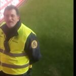 El guardia de seguridad guarda un gran parecido con Mariano Rajoy