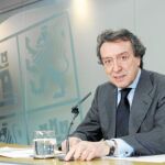 El portavoz y consejero de la Presidencia, José Antonio de Santiago-Juárez, explica la Agenda de la Población