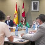Silvia Clemente presidió la mesa de portavoces que se reunió en las Cortes