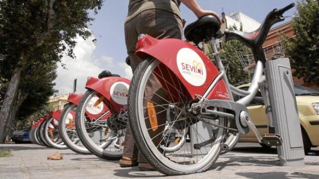 La adjudicataria se compromete a implementar las tareas de mantenimiento